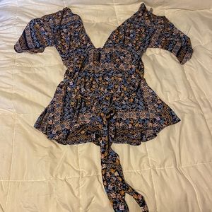 Floral low cut print romper